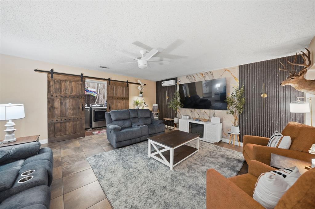 520 Thompson Drive Property Photo 10
