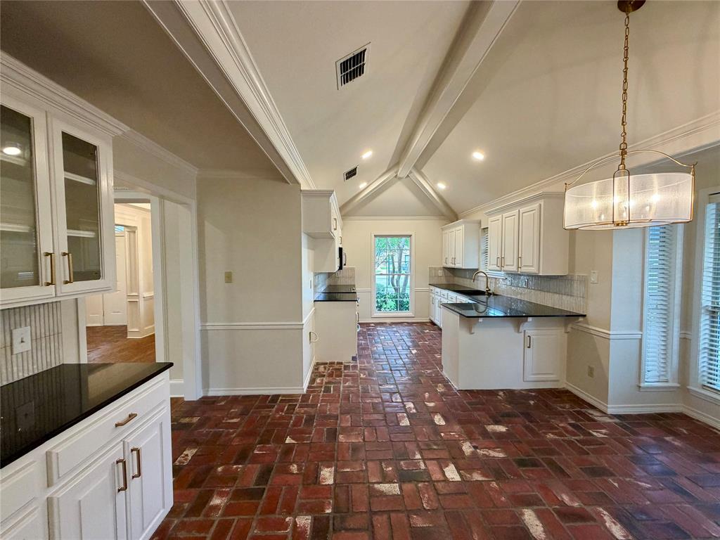 202 Norcross Street Property Photo 18