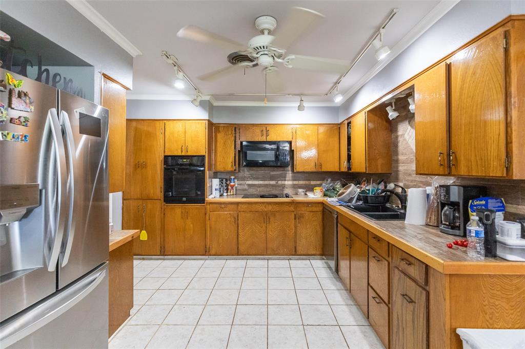 3433 I-20 W Property Photo 4