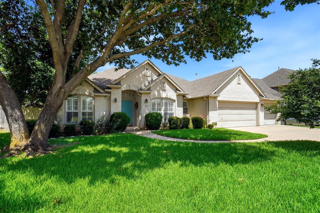 2705 Cliffwood Drive Property Photo 1