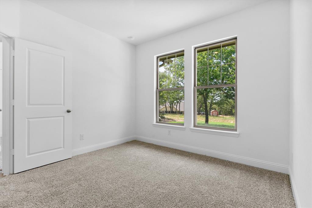1001 Leo Lane Property Photo 22
