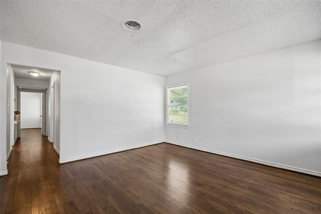 5170 Cardiff Street Property Photo 5
