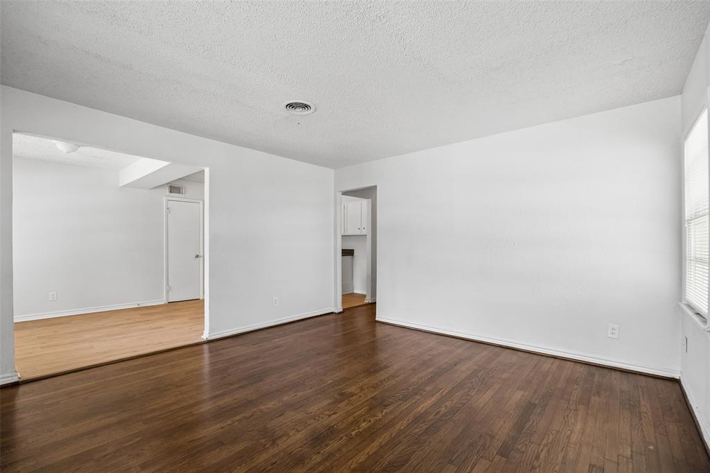 5170 Cardiff Street Property Photo 6
