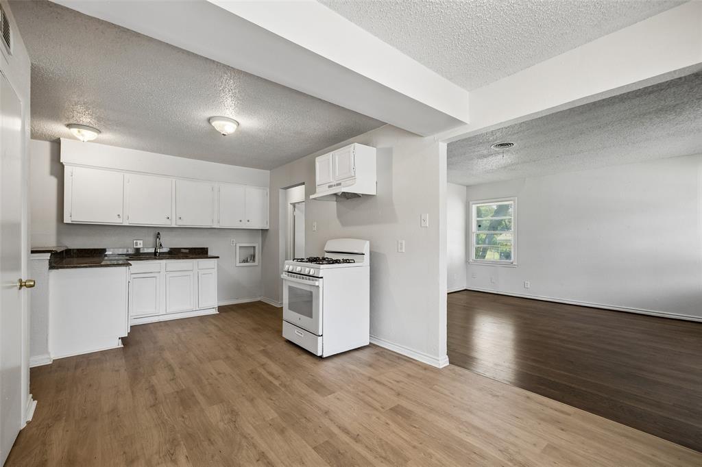 5170 Cardiff Street Property Photo 11