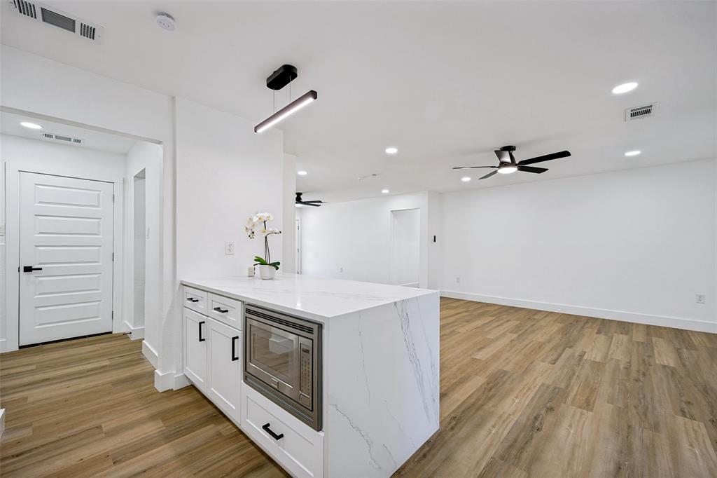 609 Warren Drive Property Photo 12