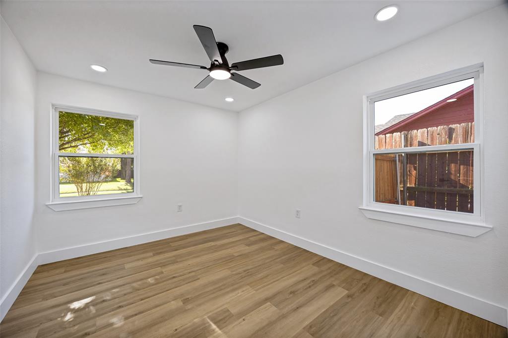 609 Warren Drive Property Photo 19
