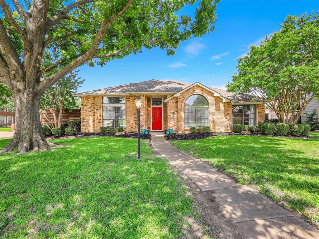 6701 Vero Drive Property Photo 1
