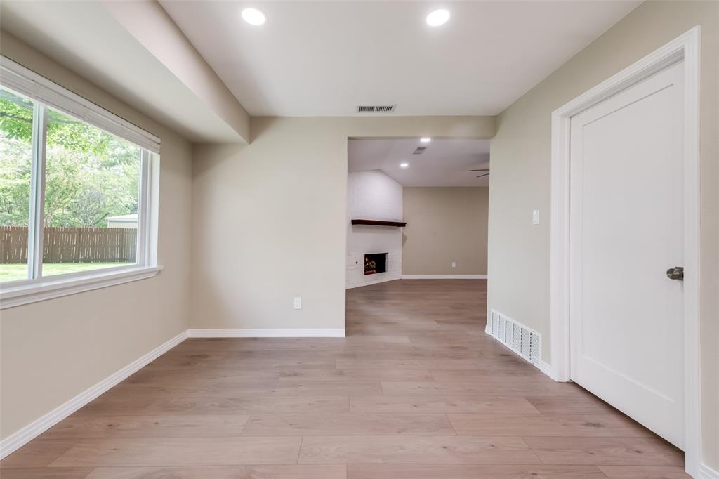6205 Shirley Drive Property Photo 4