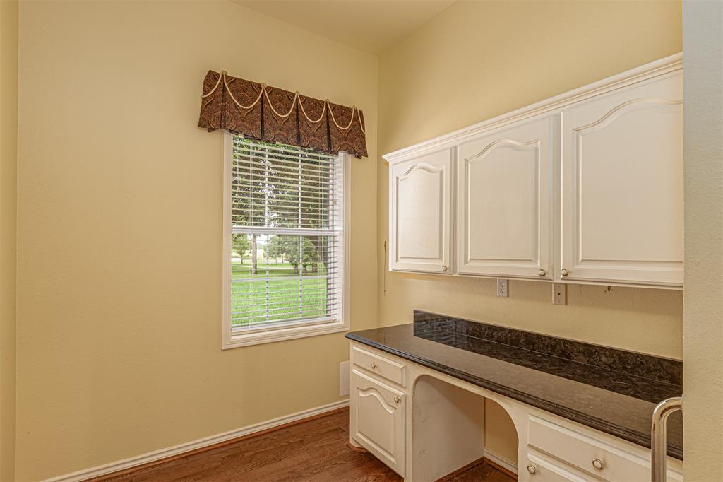 2604 Fm 514 Property Photo 15