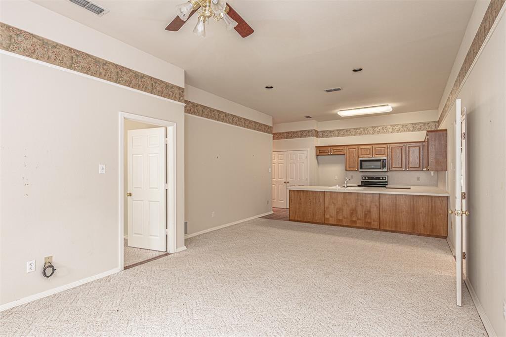 2604 Fm 514 Property Photo 26
