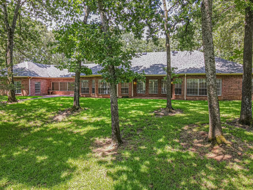 2604 Fm 514 Property Photo 35