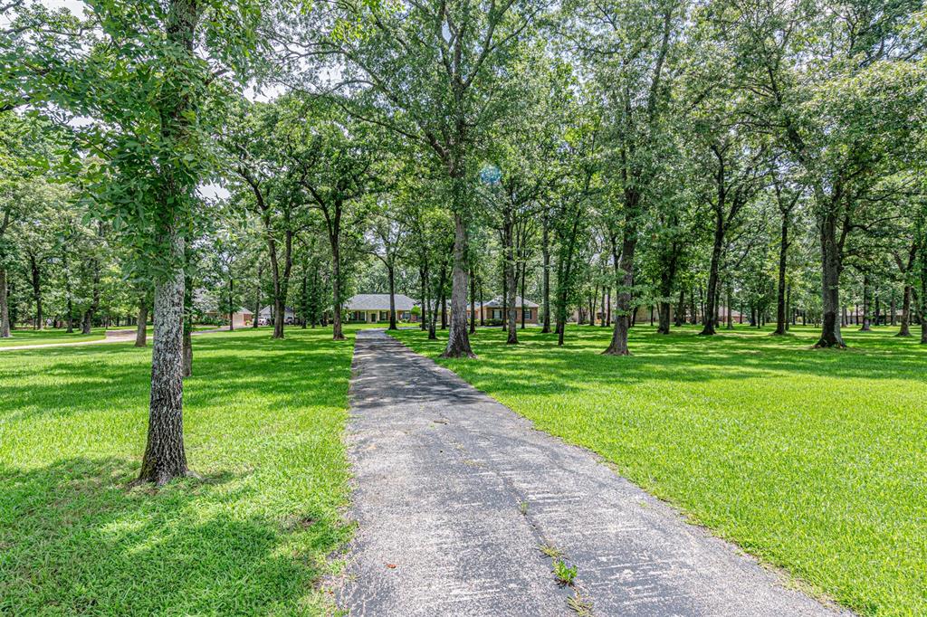 2604 Fm 514 Property Photo 36