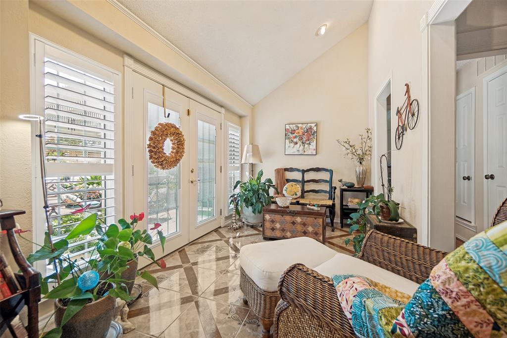 4609 Silverthorn Drive Property Photo 15