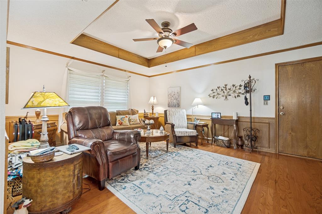 4609 Silverthorn Drive Property Photo 17
