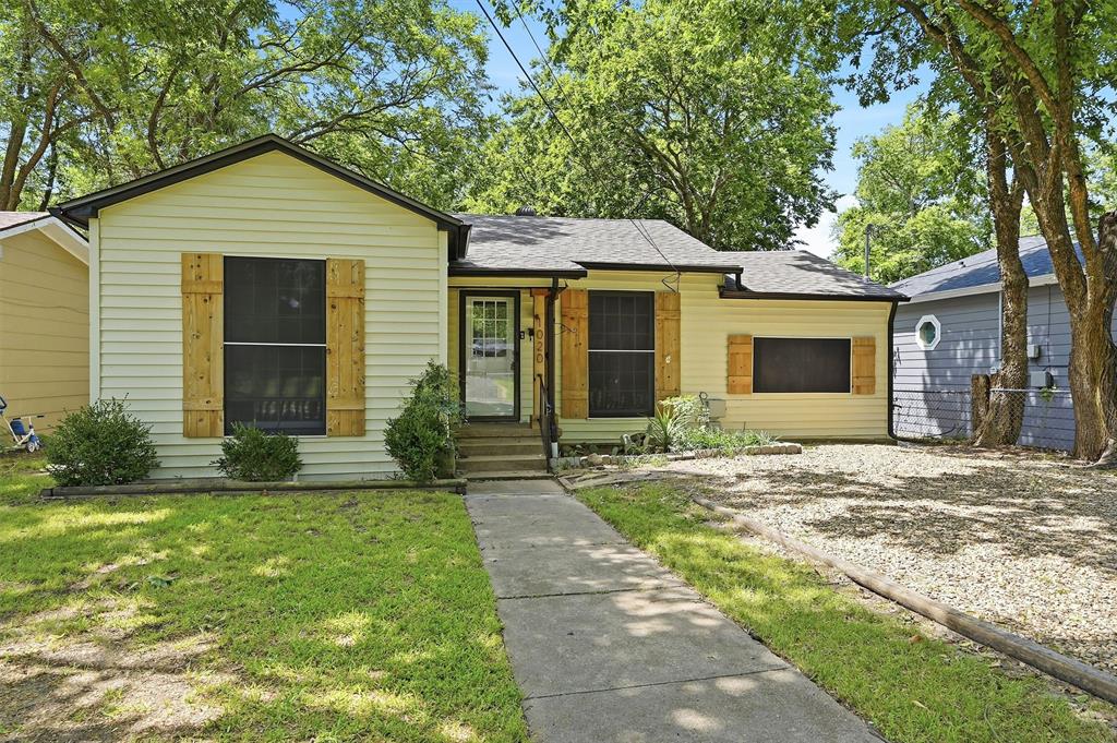 1020 W Brockett Street Property Photo 3