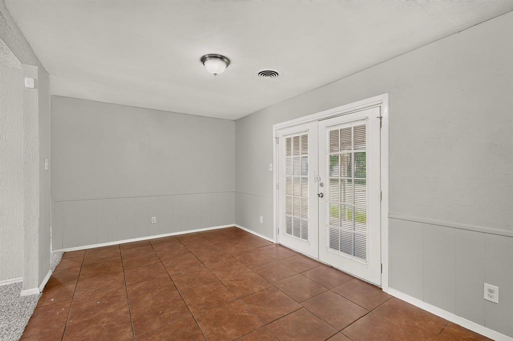 5500 Oak Grove Road Property Photo 12