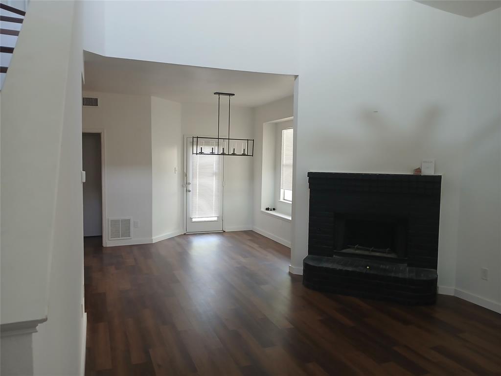 4305 Sierra Drive Property Photo 3
