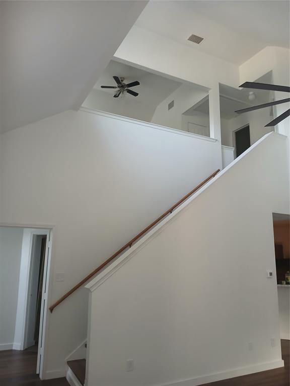 4305 Sierra Drive Property Photo 5