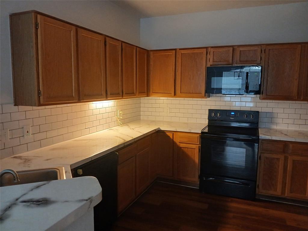 4305 Sierra Drive Property Photo 8