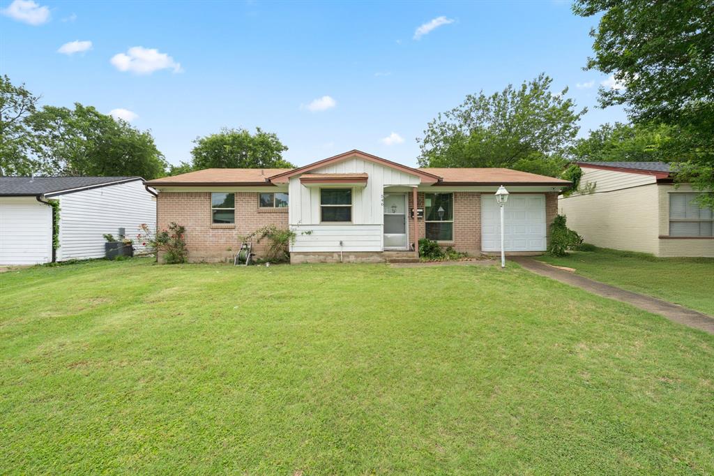 546 Sun Valley Drive Property Photo 1