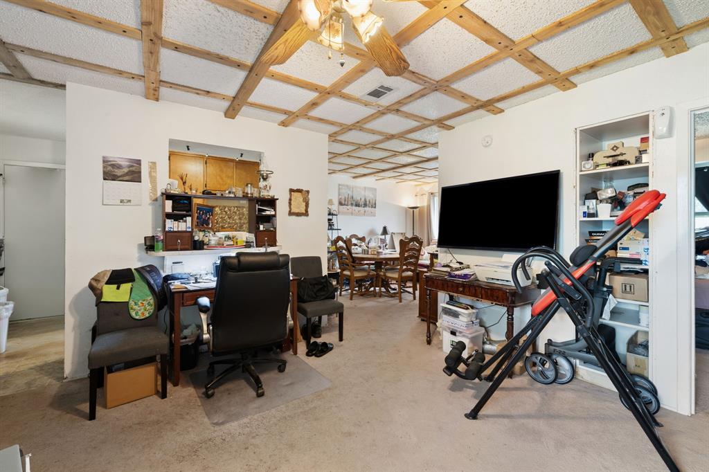 546 Sun Valley Drive Property Photo 15