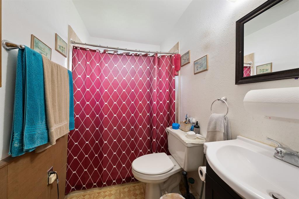 546 Sun Valley Drive Property Photo 19