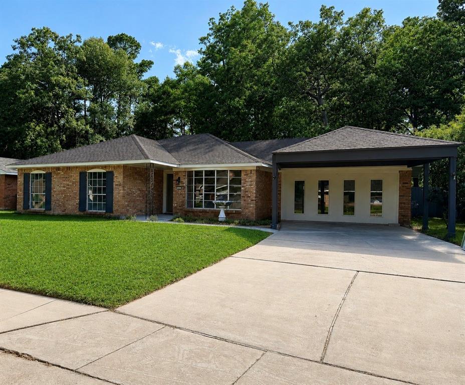 904 Whispering Lake Property Photo 2