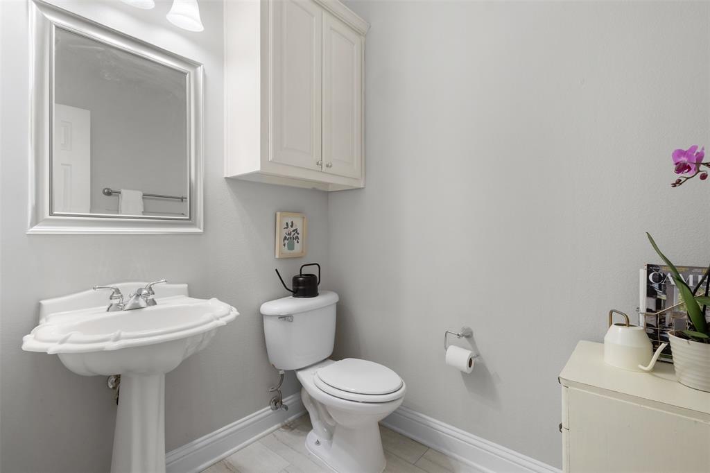 5702 Hudson Street 6 Property Photo 9