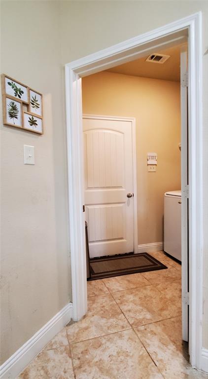 104 Rustic Oak Lane Property Photo 10