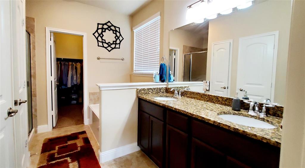 104 Rustic Oak Lane Property Photo 14