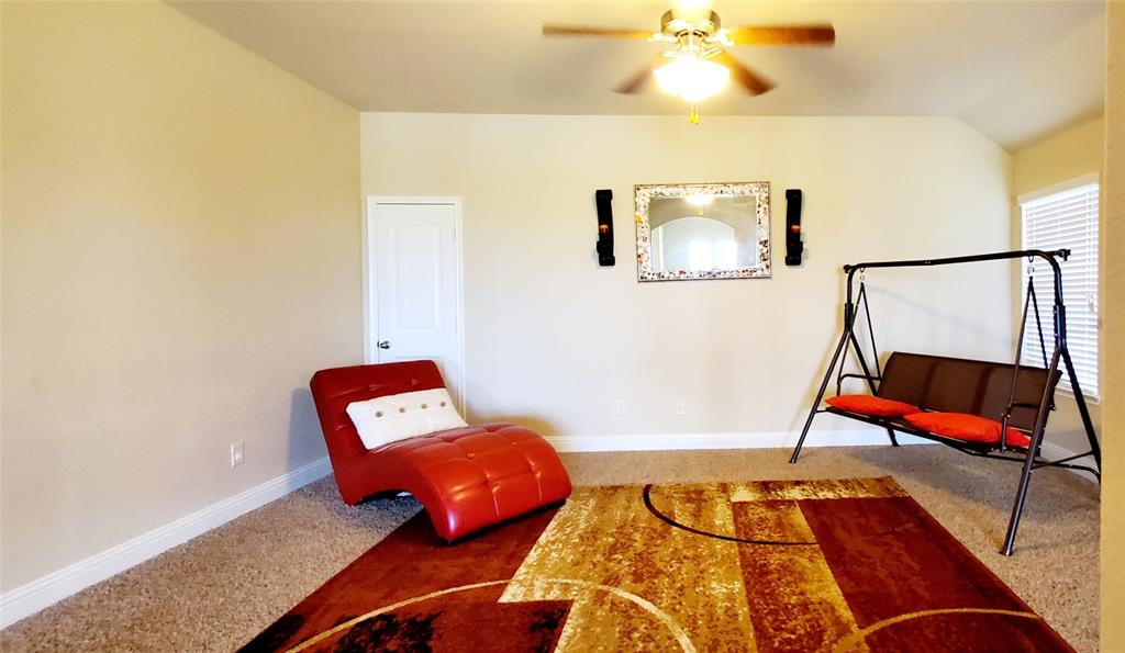 104 Rustic Oak Lane Property Photo 29