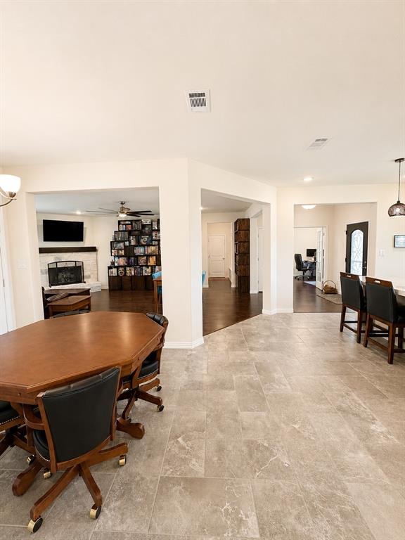 5024 Freestone Drive Property Photo 10