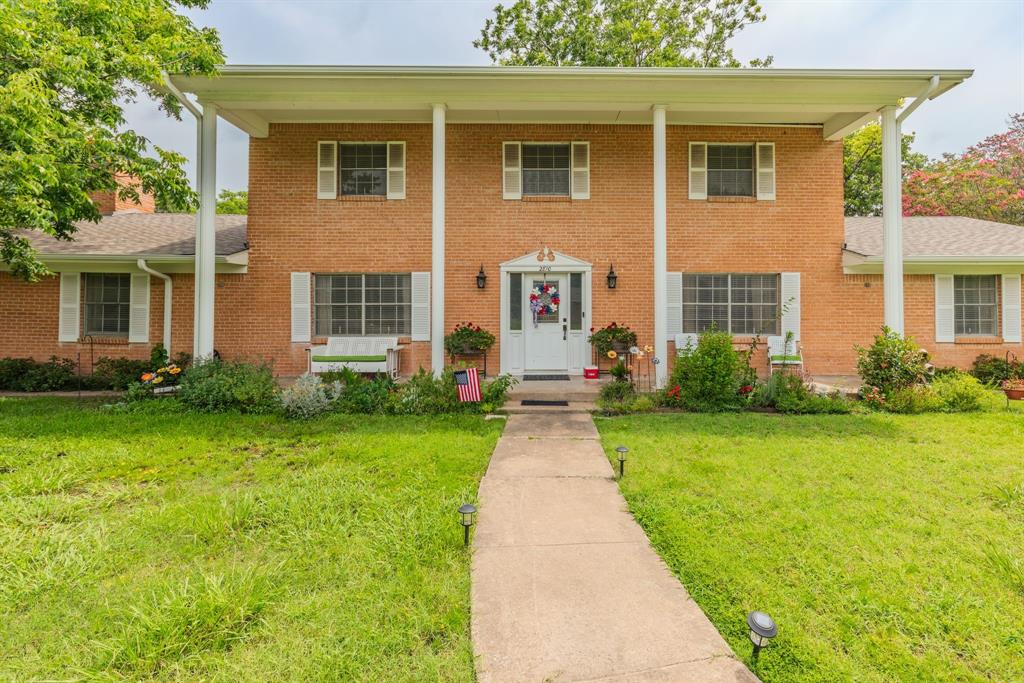 2810 Tanglewood Drive Property Photo 1