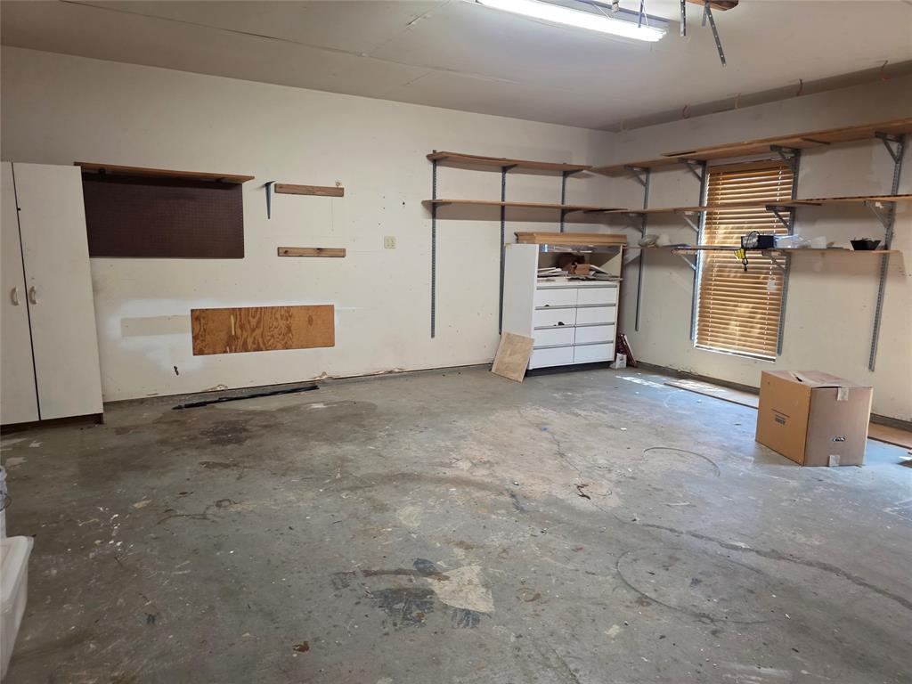 716 Bridget Way Property Photo 6