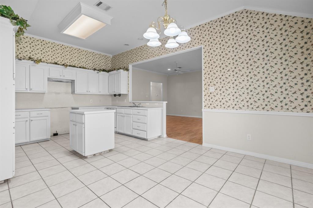 1005 Cheyenne Trail Property Photo 4