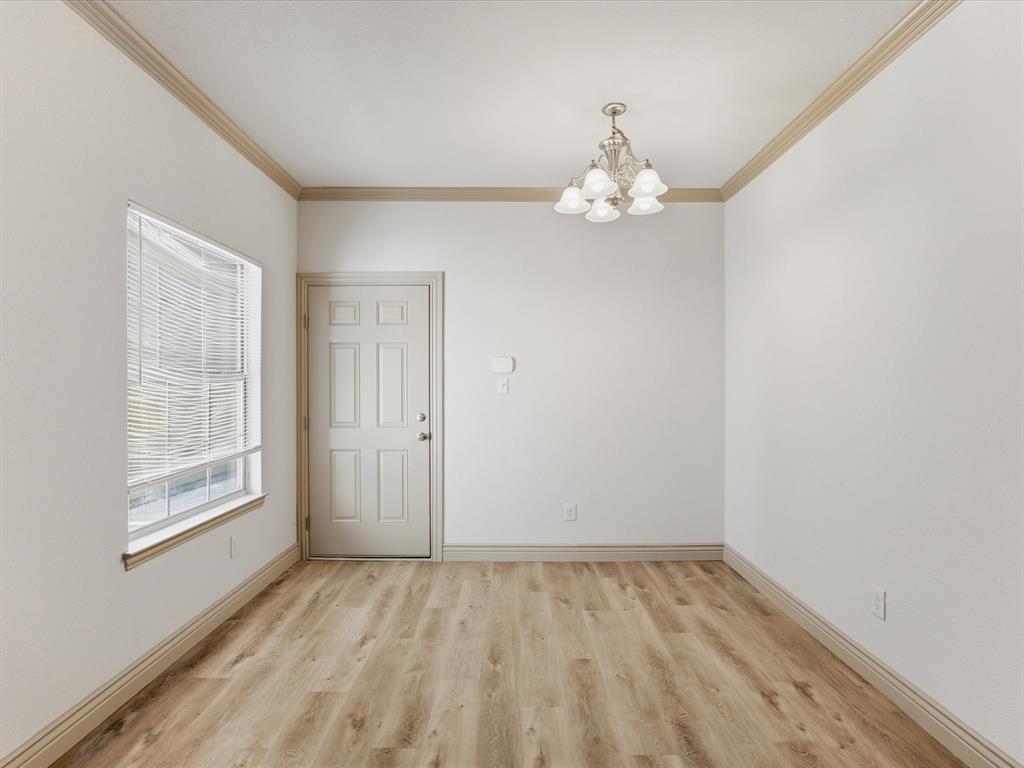 1530 Aldra Drive Property Photo 3