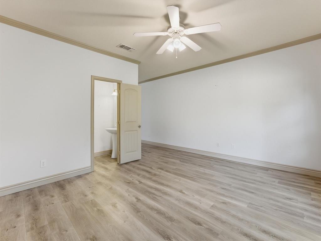 1530 Aldra Drive Property Photo 9