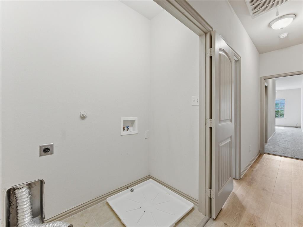 1530 Aldra Drive Property Photo 15