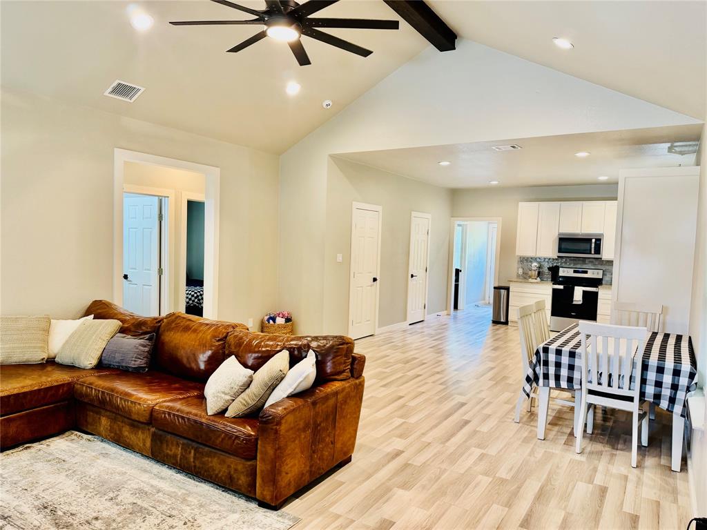 819 Arkansas River Drive Property Photo 3