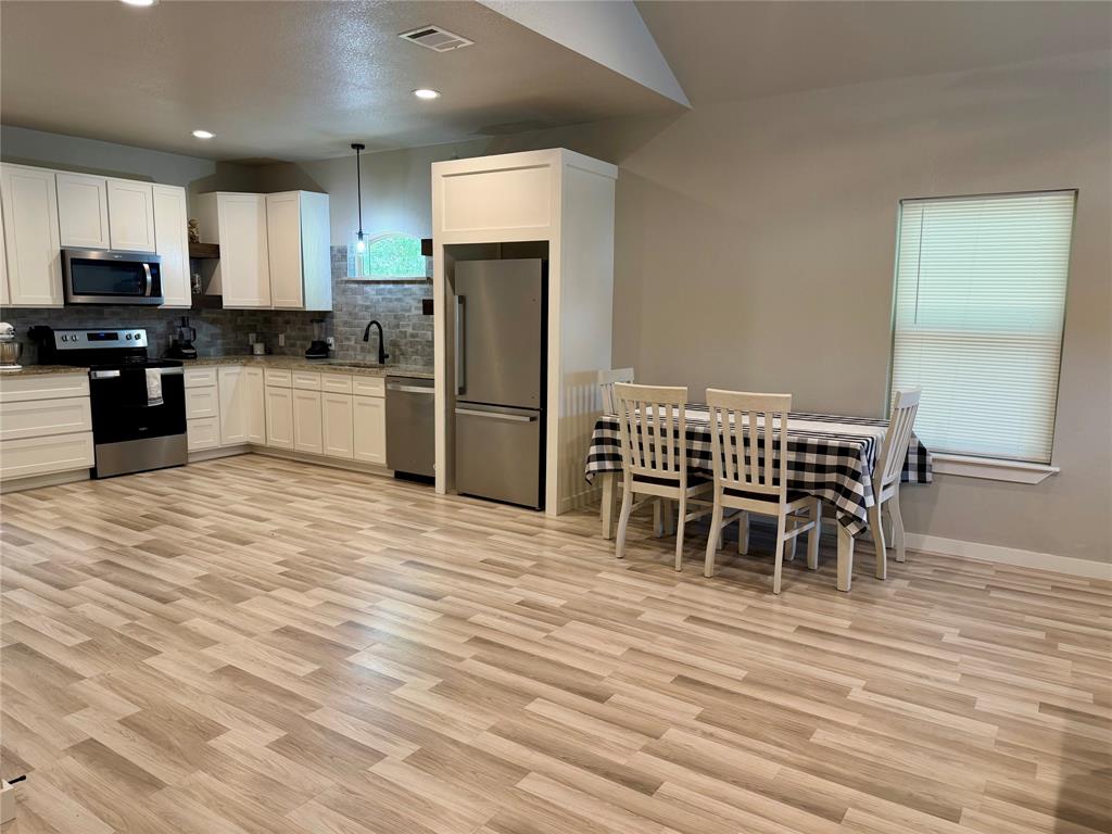 819 Arkansas River Drive Property Photo 8