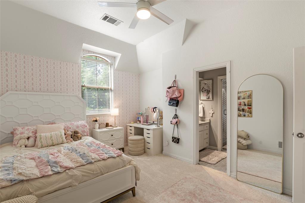 726 Armstrong Boulevard Property Photo 28