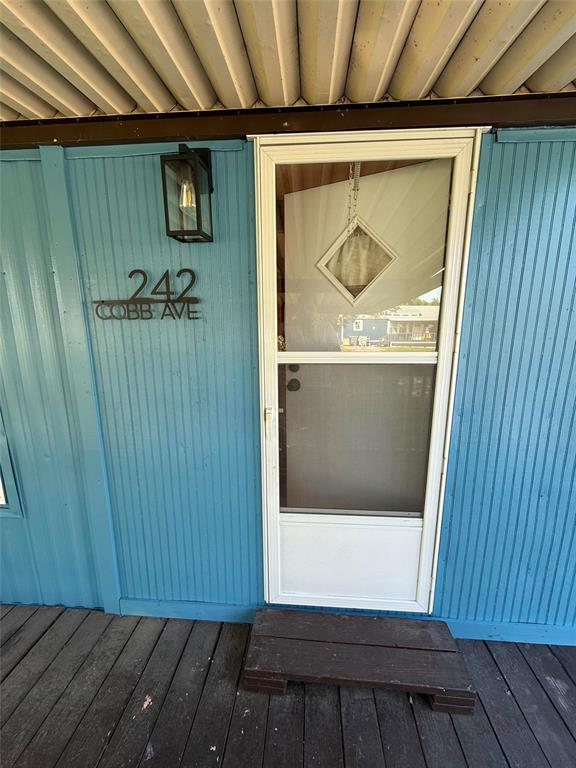 242 Cobb Avenue Property Photo 4