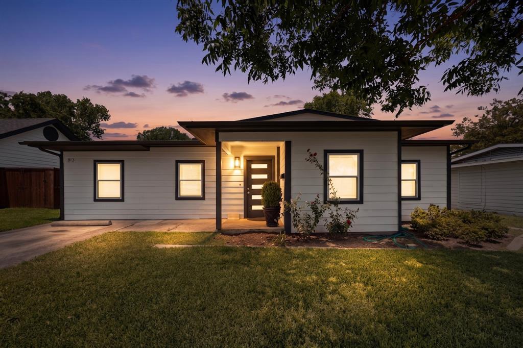 813 Travis Street Property Photo 1