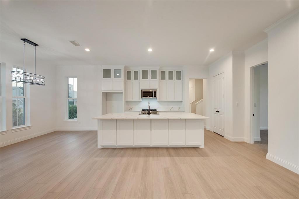 1203 Chapel Drive Property Photo 9