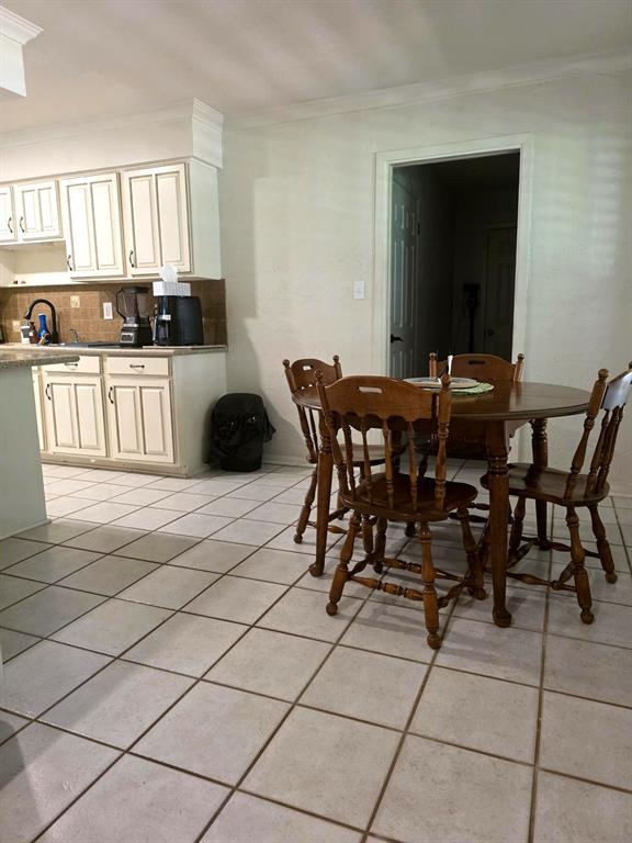 355 35th Street Property Photo 8