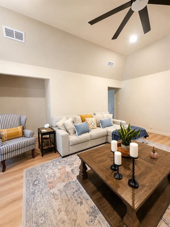 355 35th Street Property Photo 15