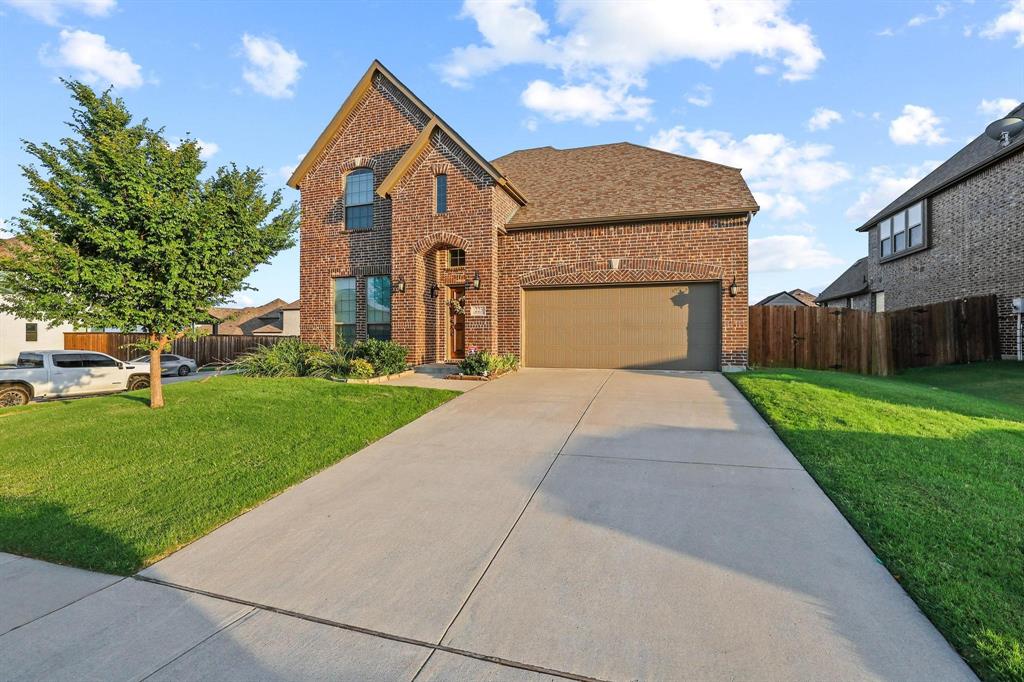 223 Thompson Drive Property Photo 2