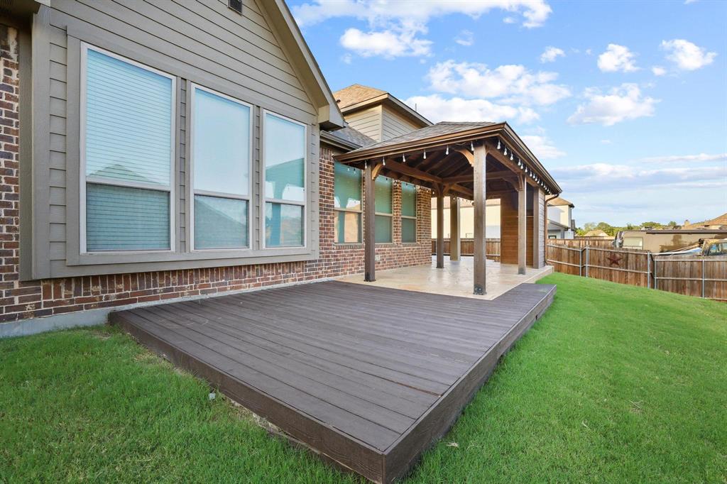 223 Thompson Drive Property Photo 36