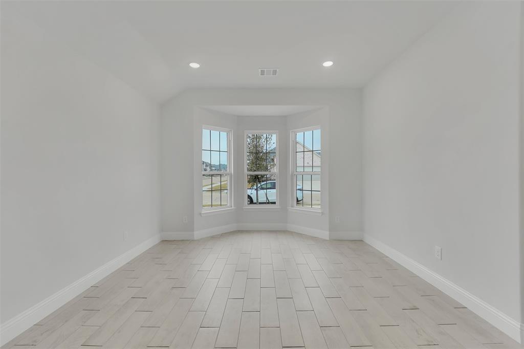 2901 Cantoni Creek Property Photo 6