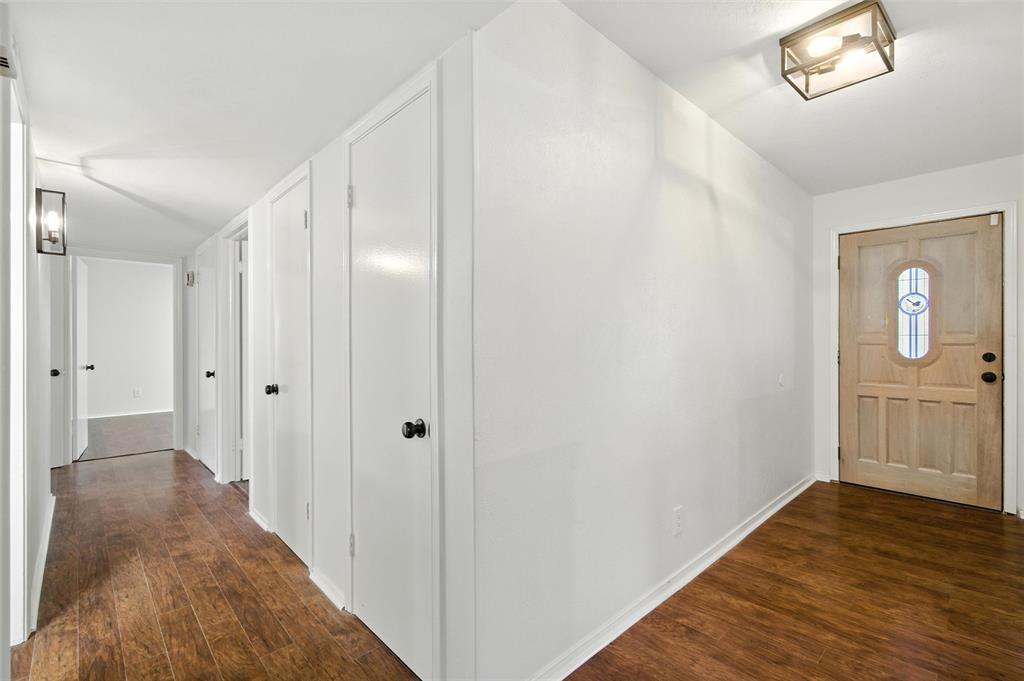 5823 Marview Lane Property Photo 9